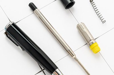 Black ballpoint pen for learning and office use (2)