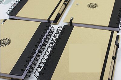 Public stationery notebook with pen Note Pad (1)