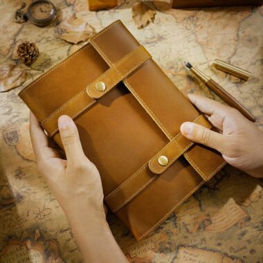 Handmade custom travel leather notebook for wholesale buyers