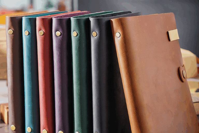 High-Quality Business Portable Leather Notebook Factory (8) High-quality business portable leather notebook factory supply