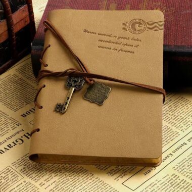 Wholesale vintage A5 magnetic traveler leather notebook