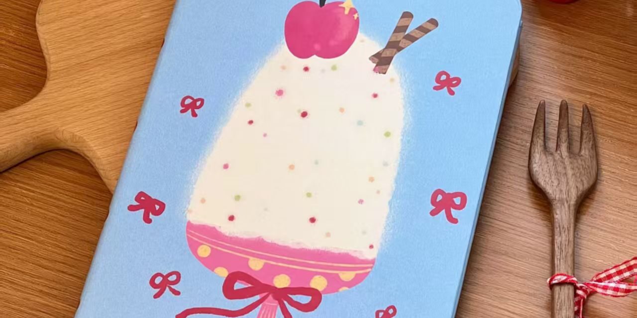 Cute apple ice cream A5 cartoon classmate notebook