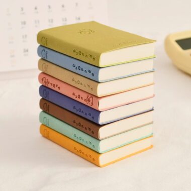 Portable cute kitten memo notepad