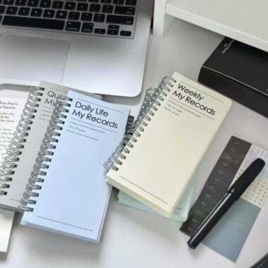 High-aesthetic multi-functional premium notepad