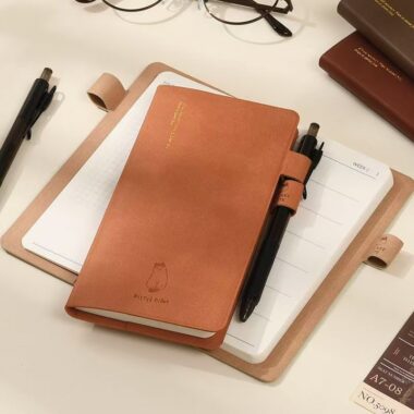 Premium portable A6 thickened notepad