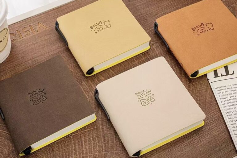 Square Travel Notepad (1) Creative portable square travel notepad