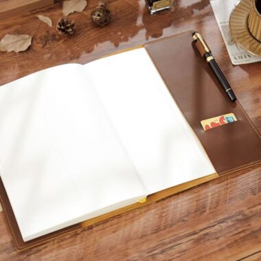 Vintage business leather notebook in A5 A6 B5 sizes with factory customization